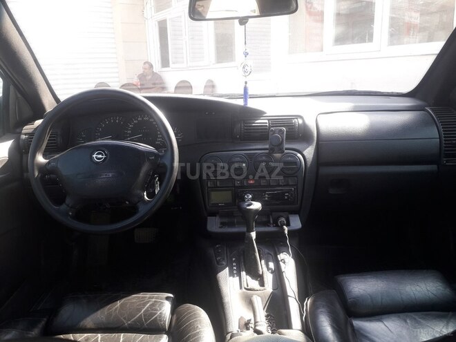 Opel Omega 1997, 310,000 km - 3.0 л - Bakı