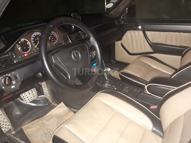 Mercedes E 220 1995, 410,000 km - 2.2 l - Bakı