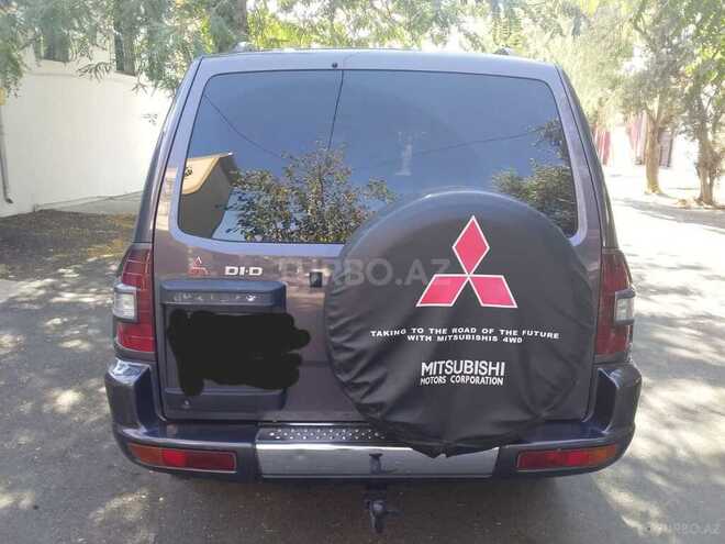 Mitsubishi Pajero 2000, 235,000 km - 3.2 l - Bakı