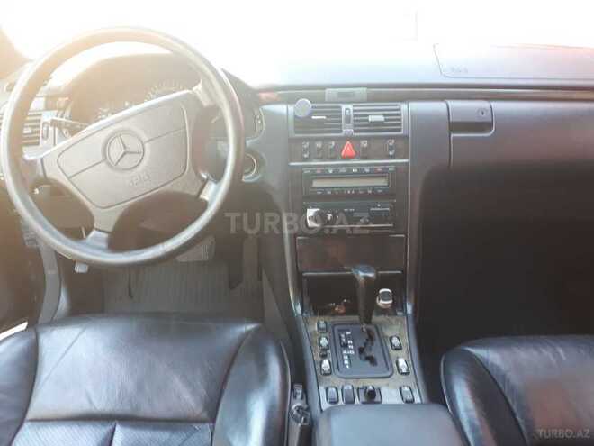 Mercedes E 320 1998, 350,000 km - 3.2 l - Bakı
