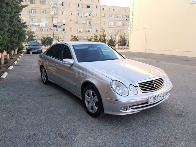 Mercedes E 240 2003, 253,000 km - 2.6 л - Bakı