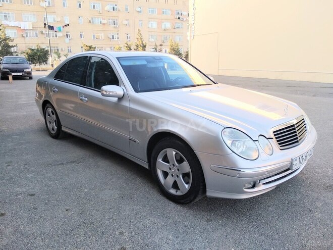 Mercedes E 240 2003, 253,000 km - 2.6 л - Bakı