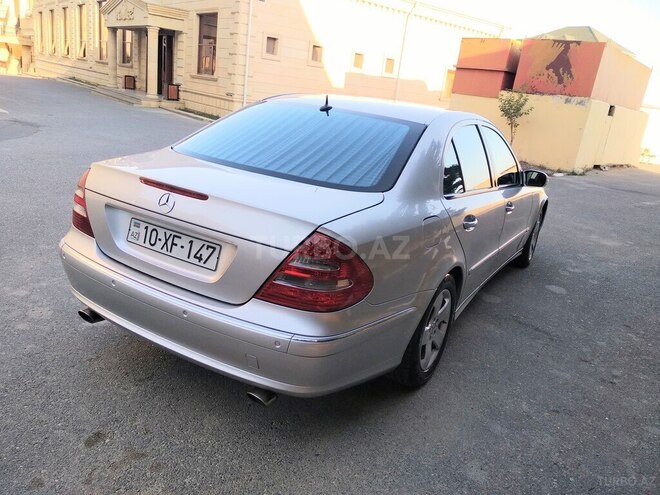 Mercedes E 240 2003, 253,000 km - 2.6 л - Bakı