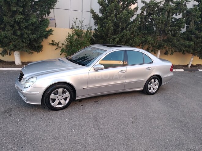 Mercedes E 240 2003, 253,000 km - 2.6 л - Bakı