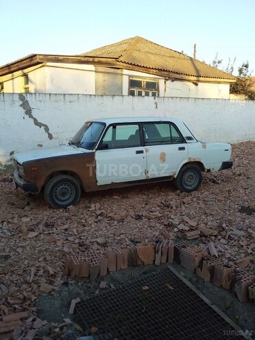 LADA (VAZ) 2107 2003, 524,715 km - 1.6 л - Salyan