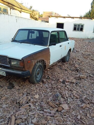 LADA (VAZ) 2107 2003, 524,715 km - 1.6 л - Salyan