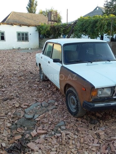 LADA (VAZ) 2107 2003, 524,715 km - 1.6 л - Salyan