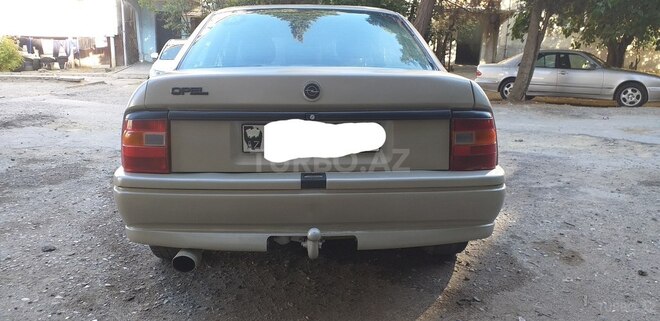 Opel Vectra 1993, 318,500 km - 1.8 l - Bakı