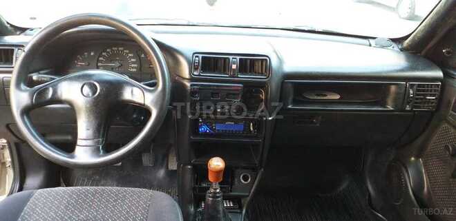Opel Vectra 1993, 318,500 km - 1.8 l - Bakı