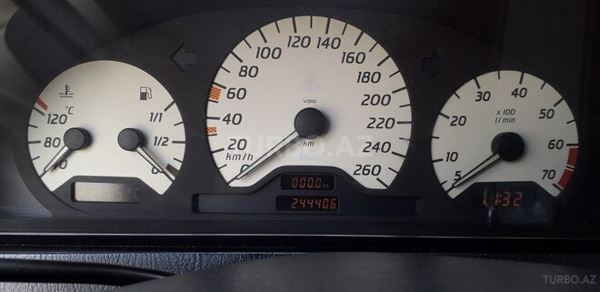 Mercedes C 240 1998, 244,500 km - 2.4 l - Sumqayıt