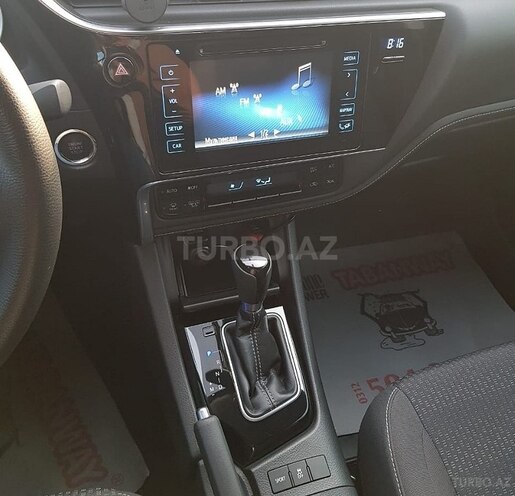 Toyota Corolla 2018, 13,900 km - 1.6 l - Bakı