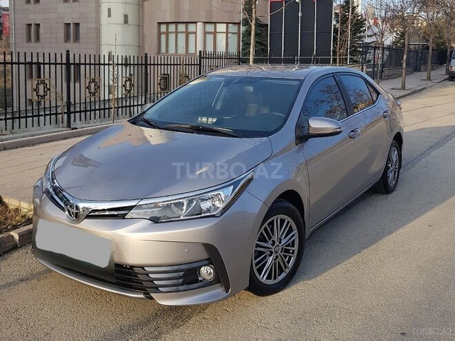 Toyota Corolla 2018, 13,900 km - 1.6 l - Bakı