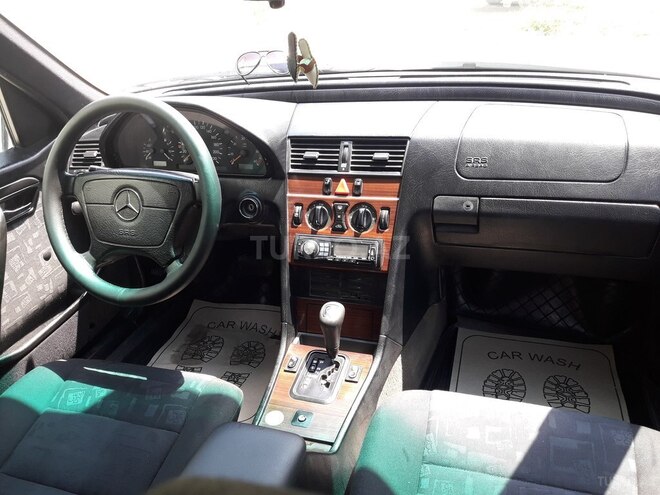 Mercedes C 220 1997, 27,652 km - 2.2 л - Bakı