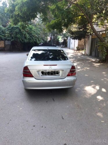 Mercedes E 220 2005, 226,000 km - 2.2 л - Bakı