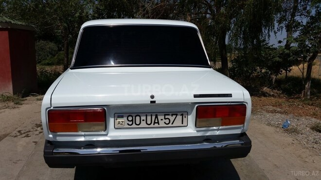 LADA (VAZ) 2107 2006, 74,000 km - 1.6 л - Şabran