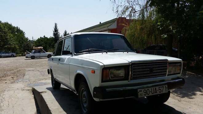 LADA (VAZ) 2107 2006, 74,000 km - 1.6 л - Şabran