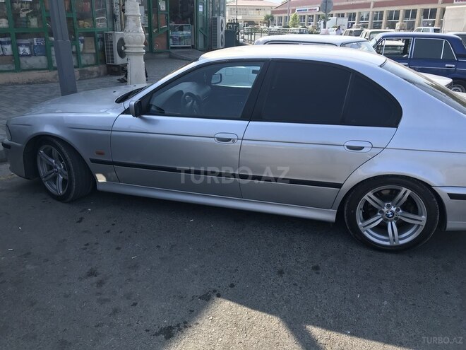 BMW 525 2000, 240,000 km - 2.5 л - Yevlax