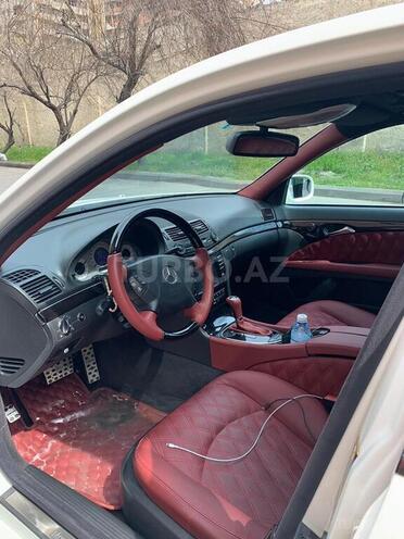 Mercedes E 320 2003, 249,000 km - 3.2 l - Bakı