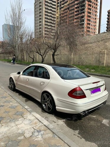 Mercedes E 320 2003, 249,000 km - 3.2 l - Bakı