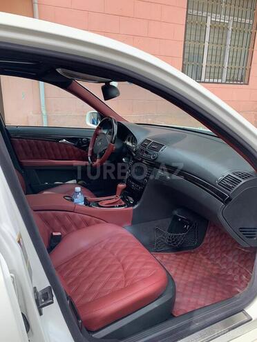 Mercedes E 320 2003, 249,000 km - 3.2 l - Bakı