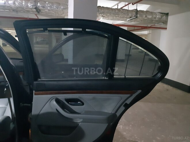 BMW 528 1999, 268,000 km - 2.8 l - Bakı