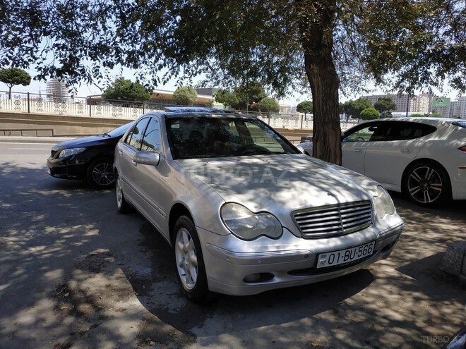Mercedes C 240 2000, 261,357 km - 2.4 l - Bakı