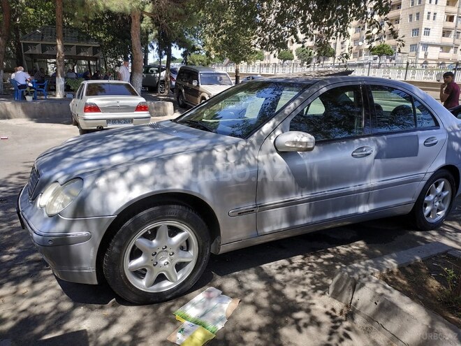 Mercedes C 240 2000, 261,357 km - 2.4 l - Bakı