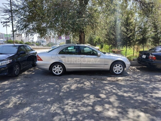Mercedes C 240 2000, 261,357 km - 2.4 l - Bakı