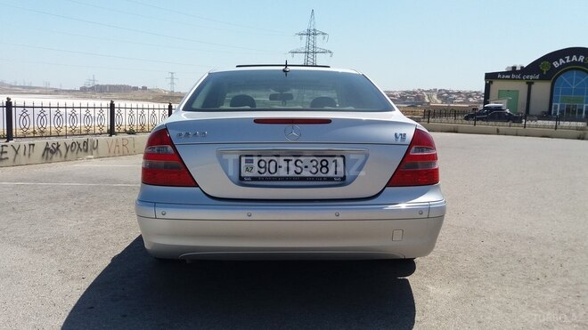 Mercedes E 240 2002, 160,000 km - 2.6 l - Bakı