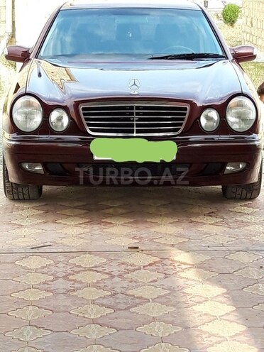 Mercedes E 240 2000, 150,710 km - 2.4 l - Gəncə