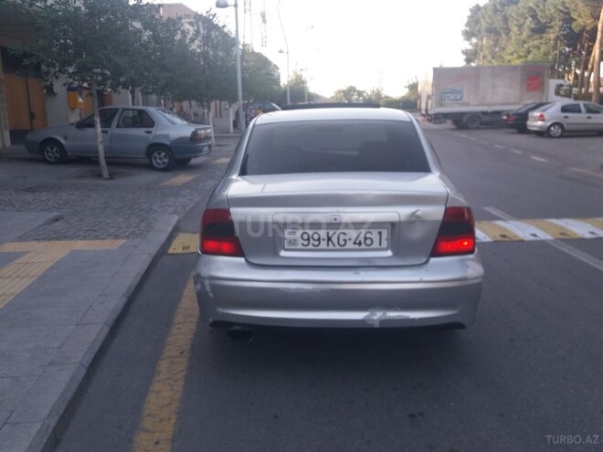 Opel Vectra 1999, 383,500 km - 2.0 l - Bakı