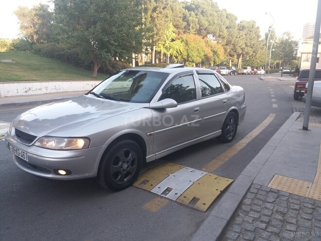 Opel Vectra 1999, 383,500 km - 2.0 l - Bakı