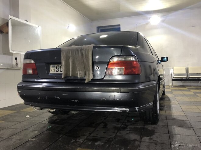 BMW 528 1997, 310,000 km - 2.8 l - Bakı