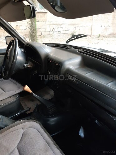 GAZ 3110 2000, 160,000 km - 2.4 l - Bakı