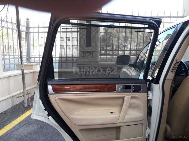 Volkswagen Touareg 2004, 242,590 km - 3.2 l - Sumqayıt