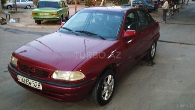 Opel Astra 1993, 329,456 km - 1.4 l - Bakı