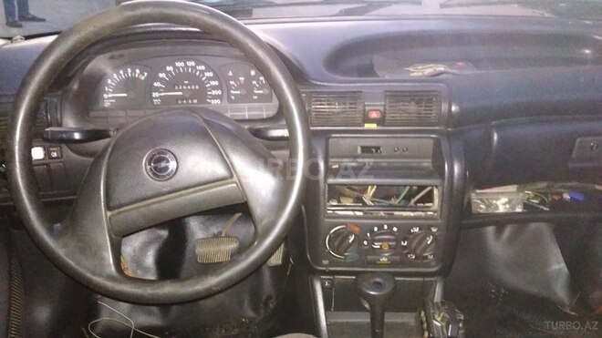 Opel Astra 1993, 329,456 km - 1.4 l - Bakı