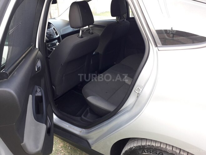 Ford Focus 2012, 198,043 km - 1.6 l - Ucar