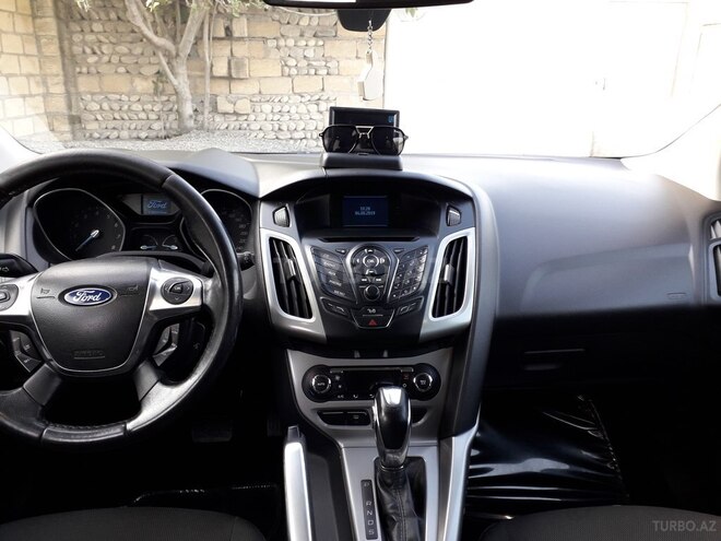 Ford Focus 2012, 198,043 km - 1.6 l - Ucar