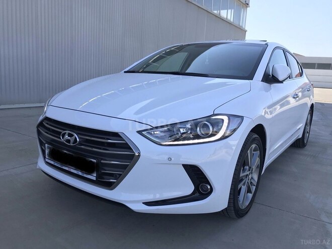Hyundai Elantra 2018, 15,000 km - 2.0 л - Bakı