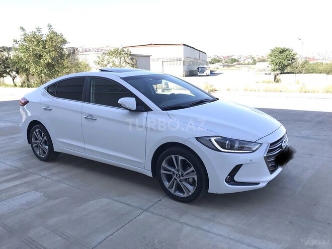 Hyundai Elantra 2018, 15,000 km - 2.0 л - Bakı