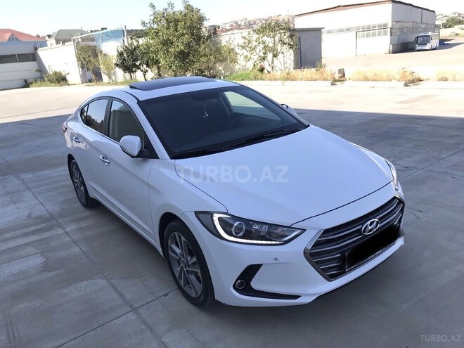 Hyundai Elantra 2018, 15,000 km - 2.0 л - Bakı