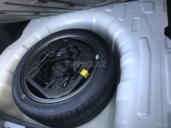 Hyundai Elantra 2018, 15,000 km - 2.0 л - Bakı