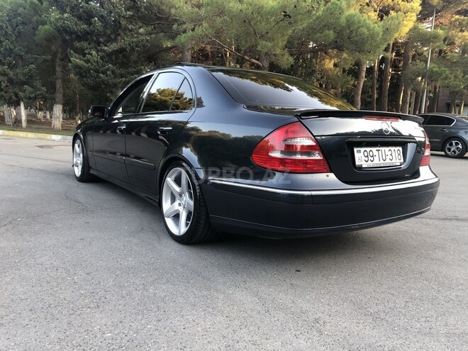 Mercedes E 260 2005, 251,000 km - 2.6 l - Bakı