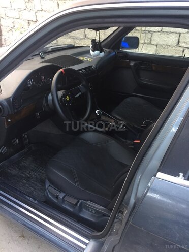 BMW 525 1989, 323,000 km - 2.5 l - Bakı
