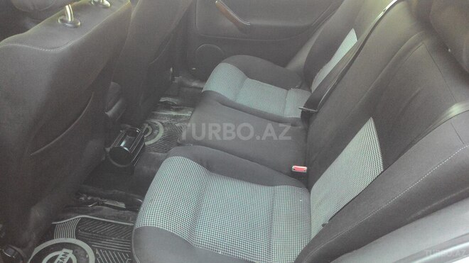 Volkswagen Bora 2000, 220,000 km - 2.5 l - Bakı
