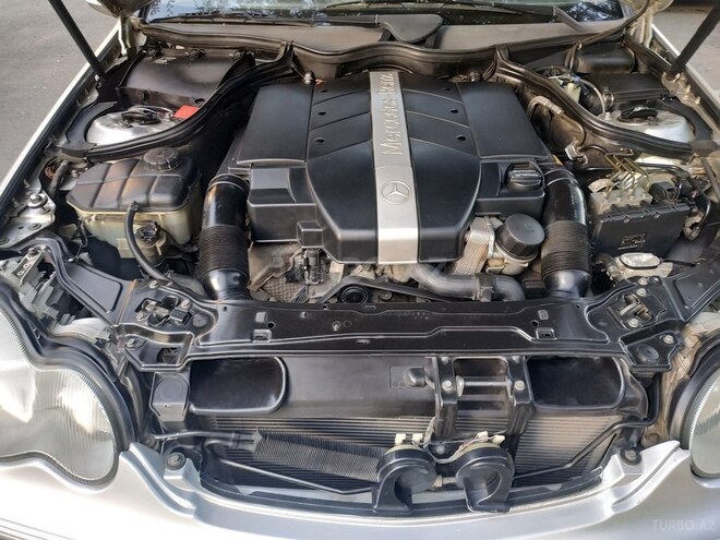 Mercedes C 240 2000, 260,000 km - 2.4 л - Bakı