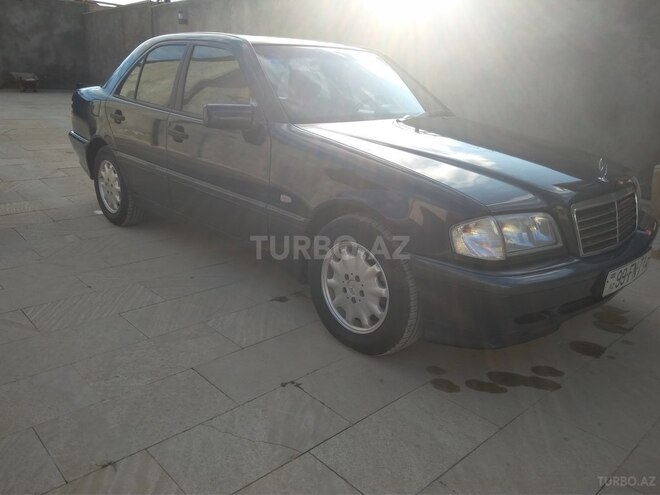 Mercedes C 220 1999, 157,000 km - 2.0 l - Cəlilabad
