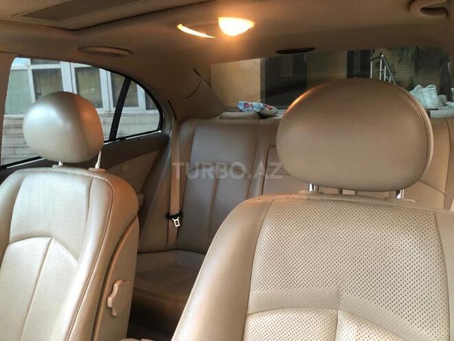 Mercedes E 240 2002, 260,000 km - 2.6 l - Bakı