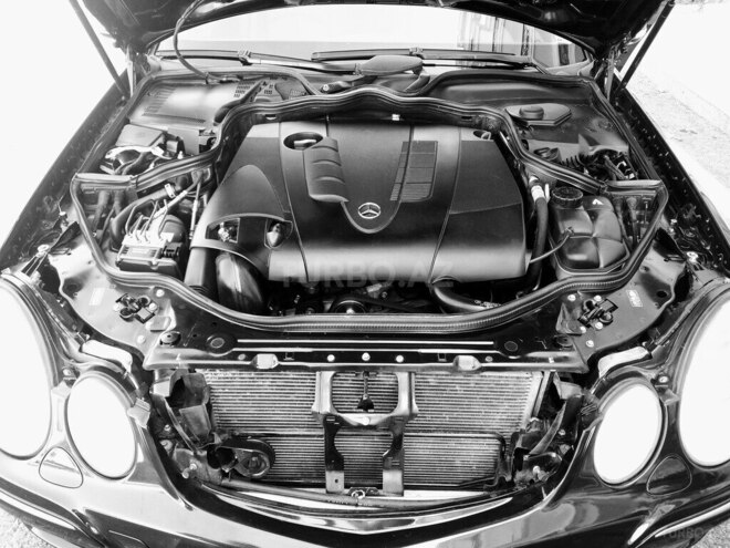 Mercedes E 220 2007, 301,000 km - 2.2 l - Bakı